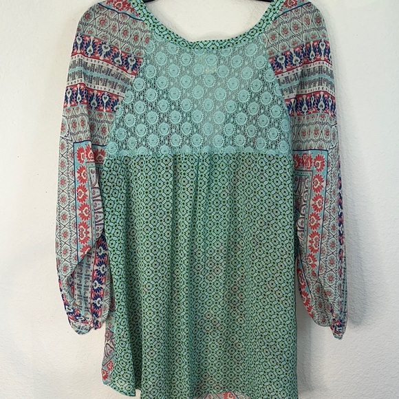Bohemian Patterned Women's Top - Picture 4 of 5